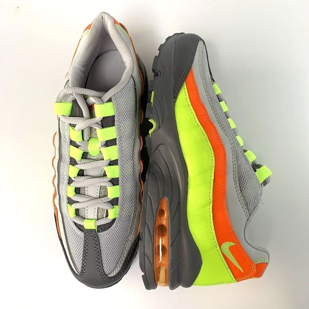 Nike Kids Air Max 95 905348-019 Gray Lace Up Running Shoes Size 4Y / Women’s 5.5 - Picture 1 of 7